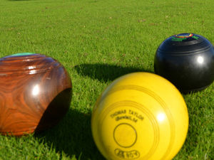 Supporting image for story: Shropshire's bowlers through to British senior final