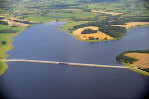 Supporting image for story: 'Use watering cans instead of hoses' says water firm as reservoir levels dip due to dry weather