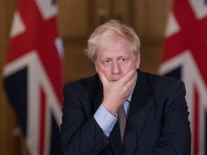 Supporting image for story: PM apologises to Tory MPs after leak of new national lockdown for England