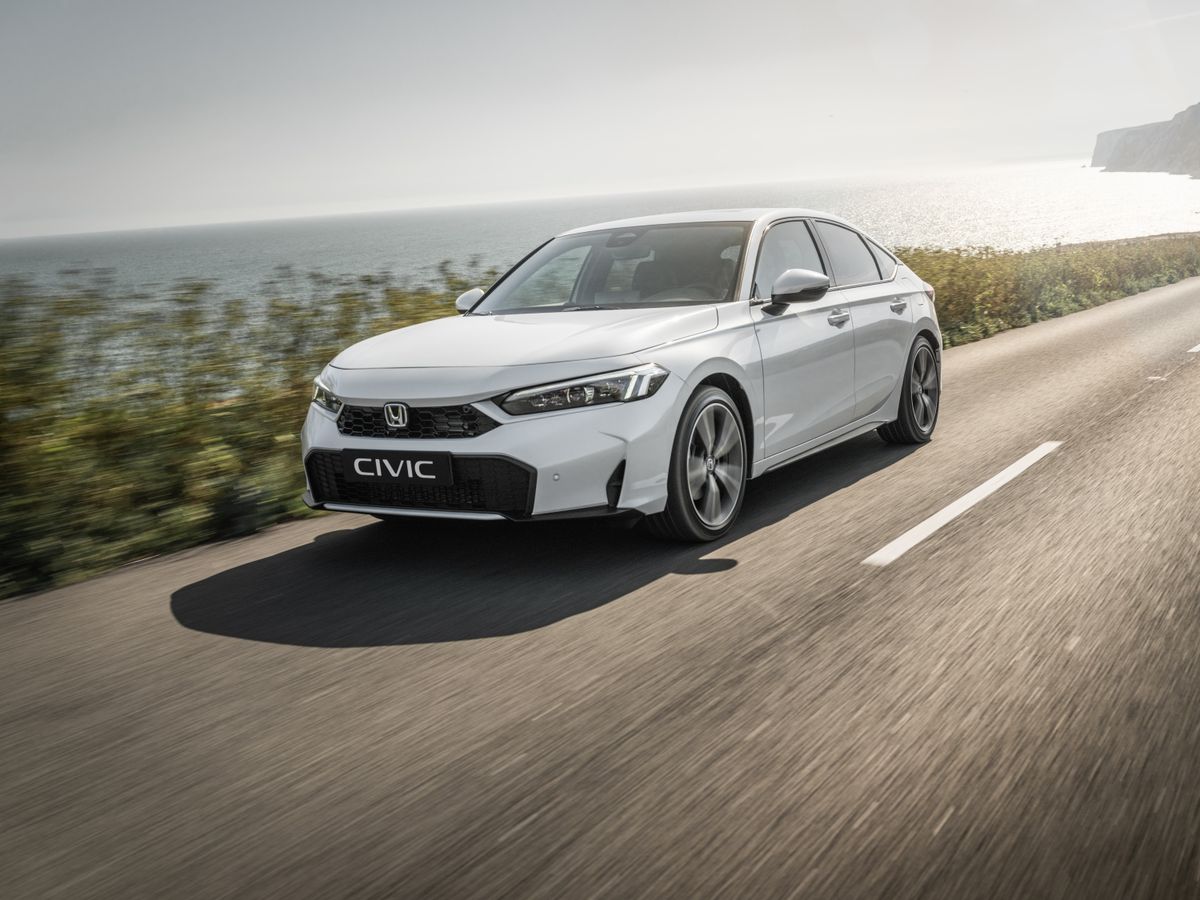 Honda Civic receives exterior and interior updates