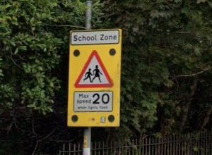 School Sign. Picture Google free for LDRS use