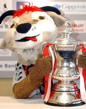 Benny Buck with the The FA Cup in 2005