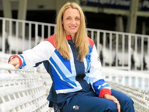 Supporting image for story: Shropshire archery star Alison Williamson picked for Olympics