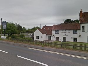 Supporting image for story: Man arrested after armed robbery at Kidderminster pub