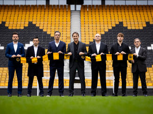 Supporting image for story: Wolves will not replace technical advisor Fran Garagarza