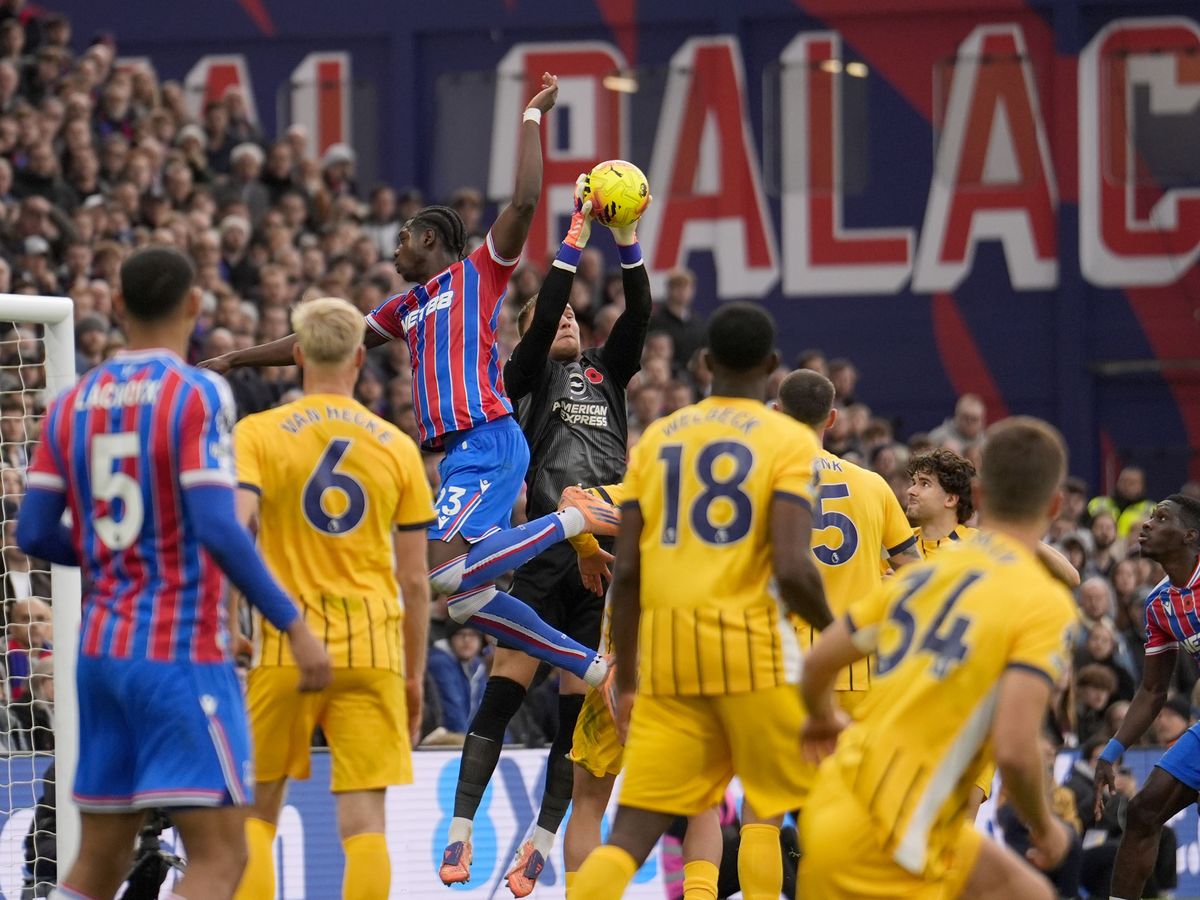 Crystal Palace and Brighton play out bore draw
