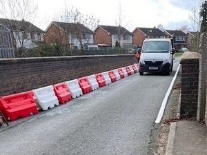 Supporting image for story: Traffic calming measures introduced on Shrewsbury bridge