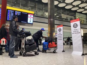 Supporting image for story: New cheaper, faster Covid test could be used at airports, say researchers