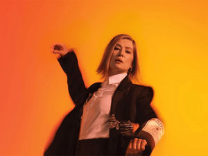 Supporting image for story: A play examining modern motherhood and masculinity will be on at a Builth Wells venue