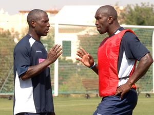 Supporting image for story: Kevin Campbell: Darren Moore would be given the West Brom job if he was white