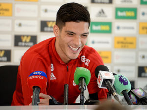 Supporting image for story: Record signing Raul Jimenez sets sights on firing Wolves into top six
