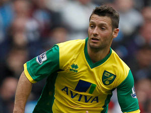 Supporting image for story: West Brom unlikely to move for Aston Villa target Wes Hoolahan