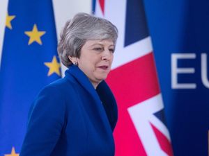 Supporting image for story: Ministers to hold more talks with Labour to end Brexit impasse