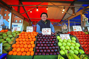 Supporting image for story: Wolverhampton Market: Traders and shoppers have say on planned move