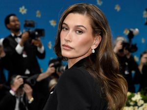 Supporting image for story: Cosmetics company acquires Hailey Bieber’s beauty brand for one billion dollars