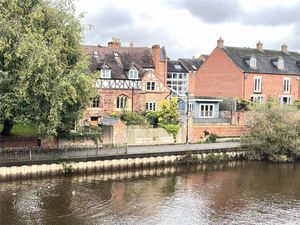 Supporting image for story: Historic Shrewsbury townhouse overlooking the River Severn hits the market