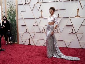 Supporting image for story: Celebrities stun in sequins on the Oscars red carpet