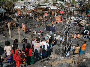Supporting image for story: Fire at Cox’s Bazar refugee camp in Bangladesh displaces thousands of Rohingya