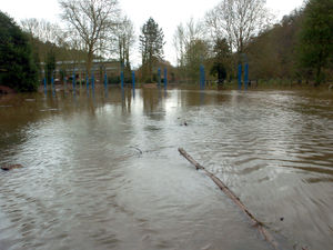 Supporting image for story: Green groups warn of rising flood threat with ‘800,000 more homes at high risk’