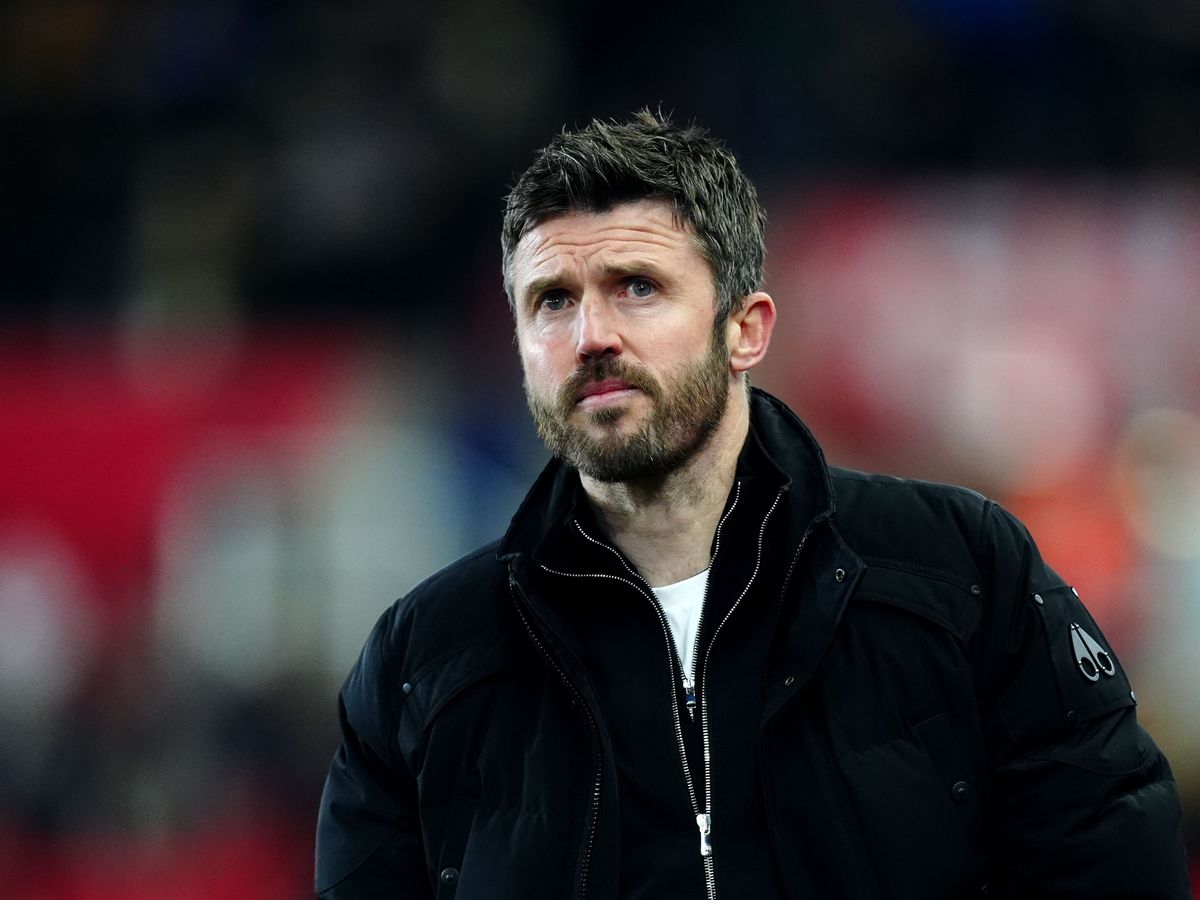 Man Utd co-owners meet at Carrington as Michael Carrick prepares for first match