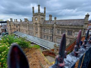 Supporting image for story: Train patrols target dealers bringing drugs into Shrewsbury 