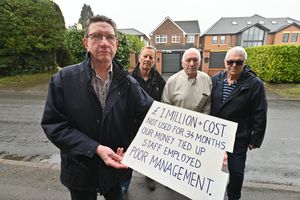 Residents Mike Phillips, and with him: Richard Holt, Brian Tranter and David Townsend.