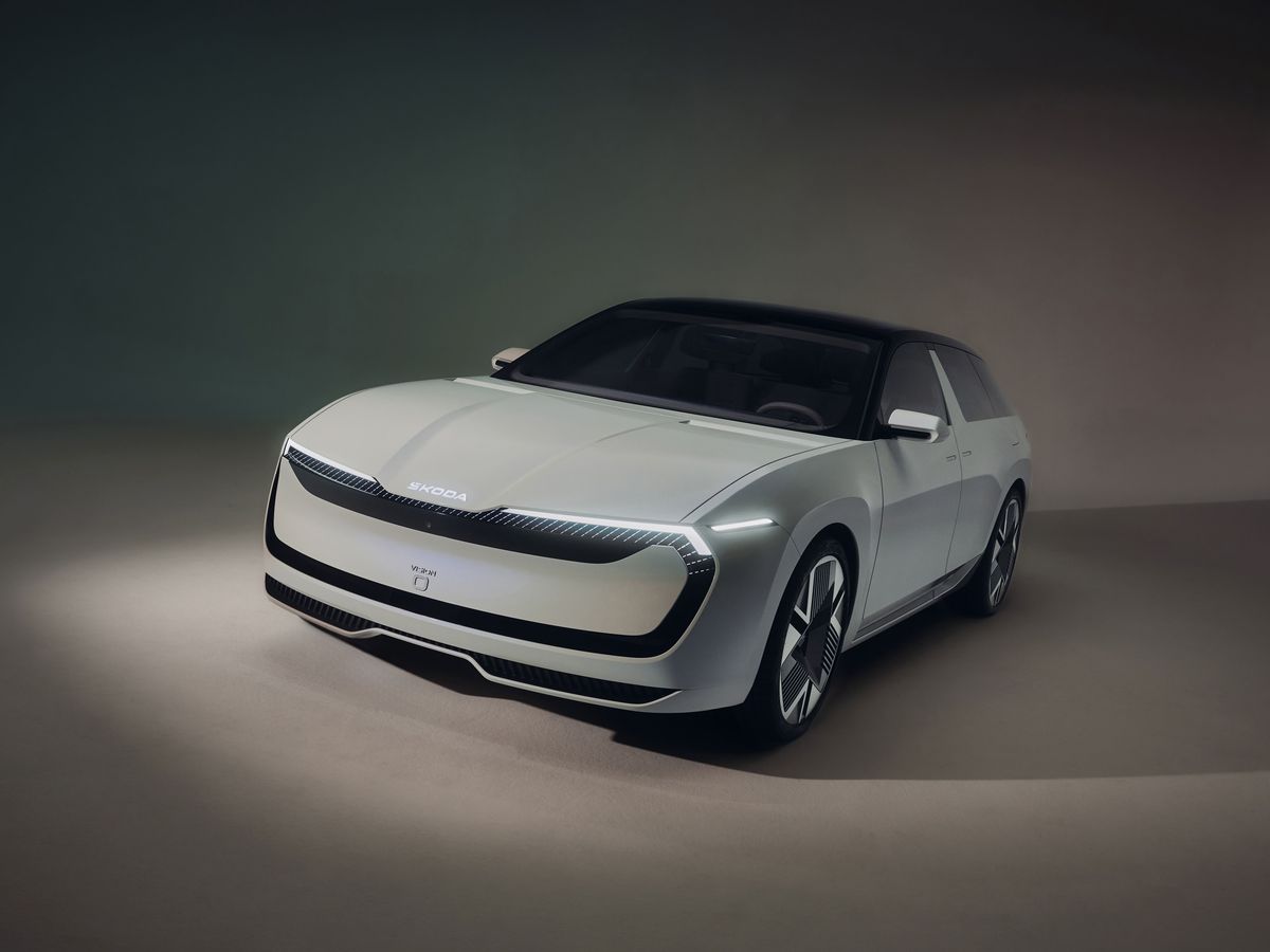 Skoda shows off future estate car with Vision O