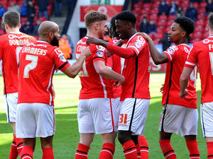 Supporting image for story: Bradford City beat Walsall in race for Jordy Hiwula