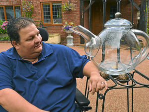Supporting image for story: Giant teapot being auctioned in Shropshire to boost air ambulance service