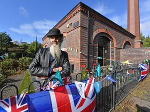 Supporting image for story: I discovered a hidden canal gem in the West Midlands that is often overlooked by locals - yet it's full of wonderful stories of days gone by