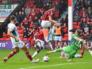 Supporting image for story: 'No hesitation' - Mat Sadler makes Daniel Kanu admission amid his goal-laden form for Walsall