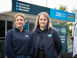 Supporting image for story: Hafren Dyfrdwy brings Support in the Community events back for customers
