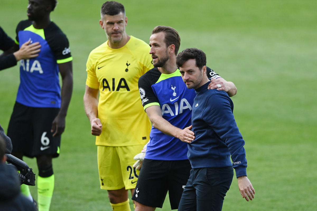Pochettino, Mourinho & Postecoglou - West Brom boss reflects on early coaching adventure - Express & Star Pochettino, Mourinho & Postecoglou - West Brom boss reflects on early coaching adventure - Express & Star