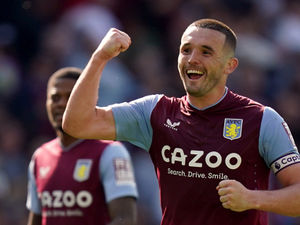 Supporting image for story: John McGinn signs new long term Aston Villa deal 