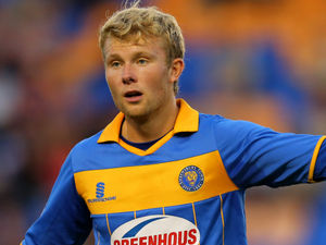 Supporting image for story: Shrewsbury Town seal 11th hour deadline day signing of Aberdeen's Curtis Main on short-term deal