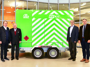 Jo Bamford, Executive Chairman of the HydraB Group; JCB Chairman
Lord Bamford; Ben Madden, Chief Technology Officer, HYCAP; and HyKit CEO Neil Tierney.
