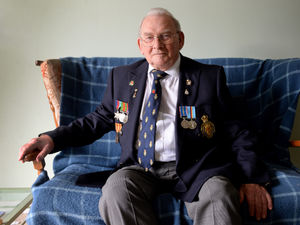 Supporting image for story: Veteran's campaign to recognise NHS heroes