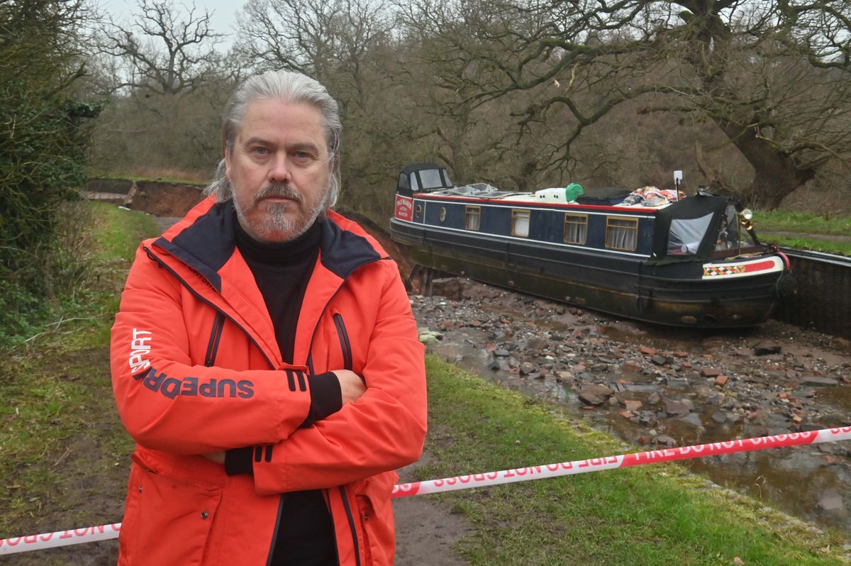 Whitchurch canal collapse: Everything weve got is on that boat says artist left in limbo with home perched on breachs edge