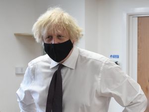 Supporting image for story: PM: Covid passports may not be possible until full vaccine rollout