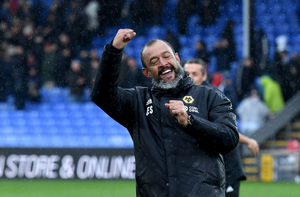 Nuno celebrates victory at Palace (AMA)