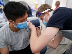 Supporting image for story: Pfizer vaccine effectiveness declines faster than AstraZeneca – study