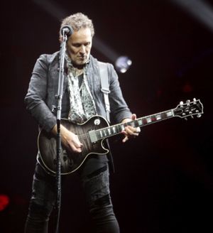 Def Leppard. Pictures by: Andy Shaw