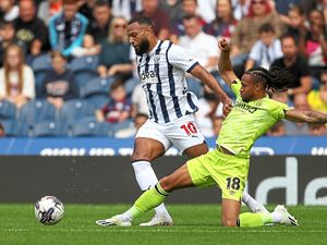Supporting image for story: Matt Phillips happy to be flexible friend in quest for West Brom success