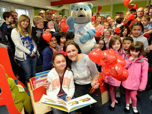 Supporting image for story: Campaigners show support for under-threat Walsall library