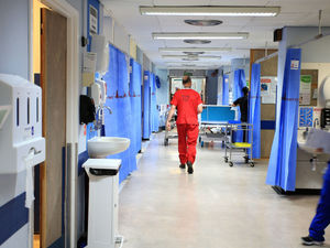 Supporting image for story: Call to use NHS 111 online over busy bank holiday weekend 