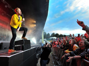 Supporting image for story: Llanfest sponsor named