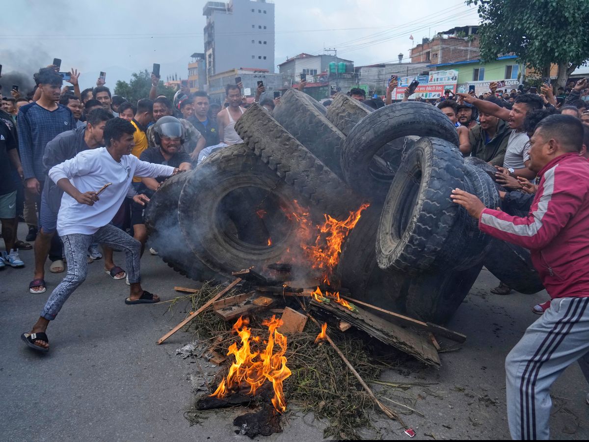 Nepal&rsquo;s government lifts social media ban after deadly protests