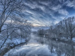 Supporting image for story: The stunning images captured by members of Newport Photography Club