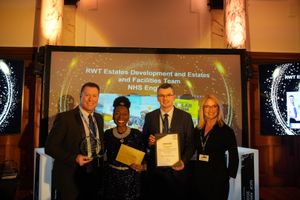 A pioneering solar farm project that helps power a city hospital has won a major national award