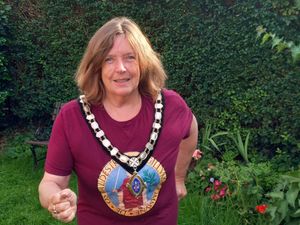 Supporting image for story: Mayor will line up at for the Oswestry 10k